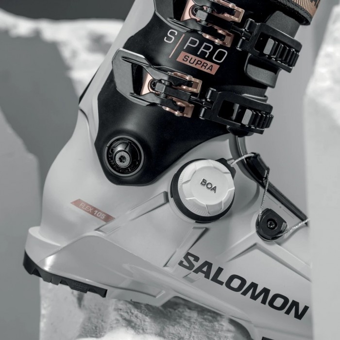 ski-landing-banner-salomon-s-pro-supra.jpg