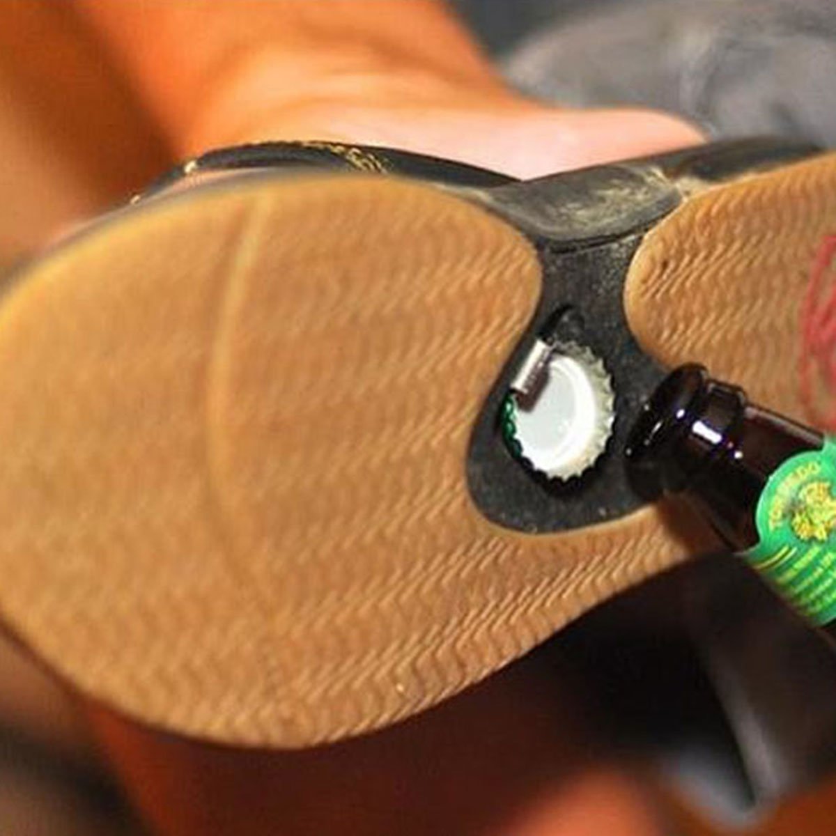 FANNING SLIDE