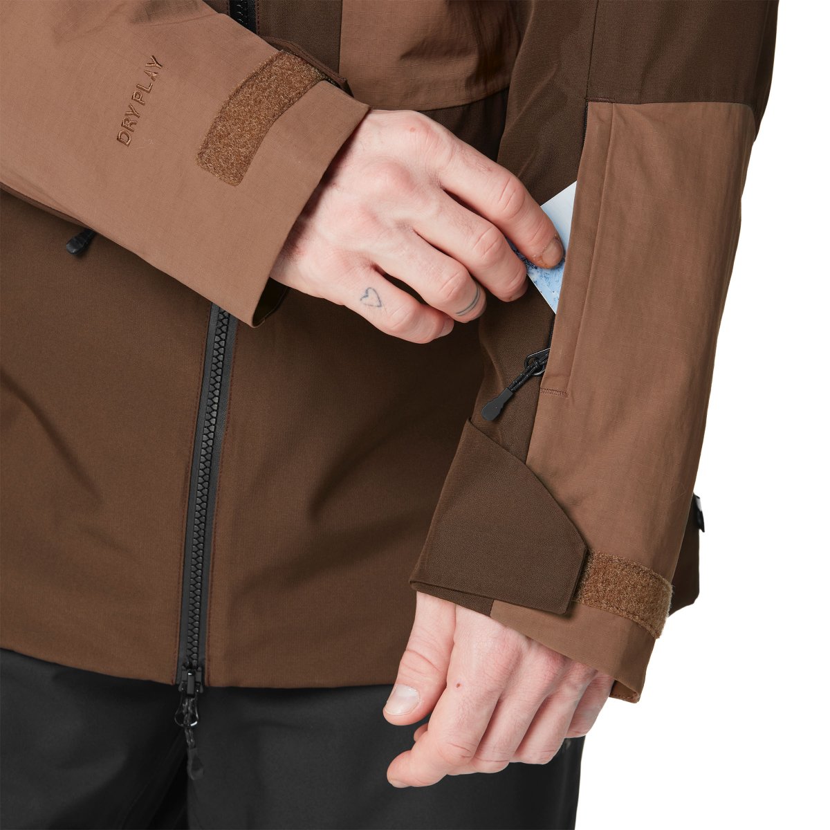 DUGNAD JKT