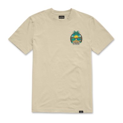 CAMP VIBES TEE
