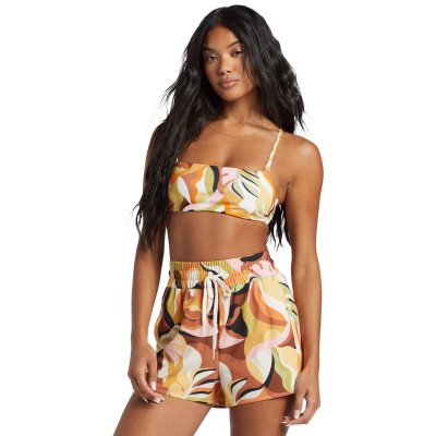 RETURN TO PARADISE VOLLEY