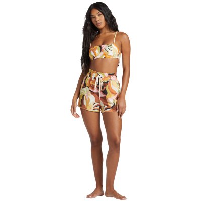 RETURN TO PARADISE VOLLEY