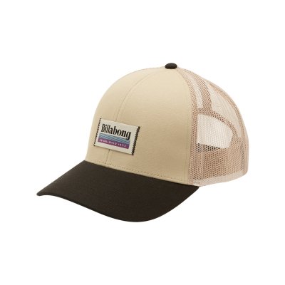 WALLED TRUCKER