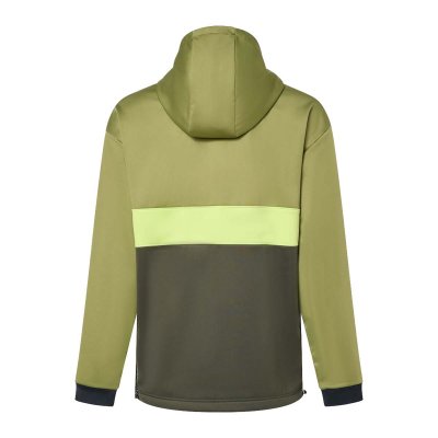 TNP NOSE GRAB SOFTSHELL HOODIE